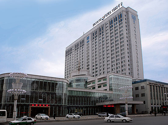 雷火竞技官网入口卖坠亡家属起诉宾馆索赔被驳回 法院认定自行担责(图1)