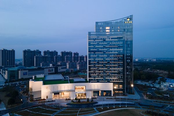 希尔顿花园雷火竞技官网入口酒店(图1)