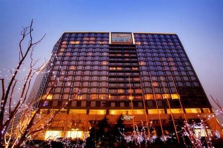 雷火竞技广州、深圳等地全面取消酒店入住登记“刷脸”手续 旅客酒店都叫好(图1)