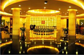 雷火竞技APP官网南财论道丨乡村旅游呼唤更多的乡村酒店(图1)