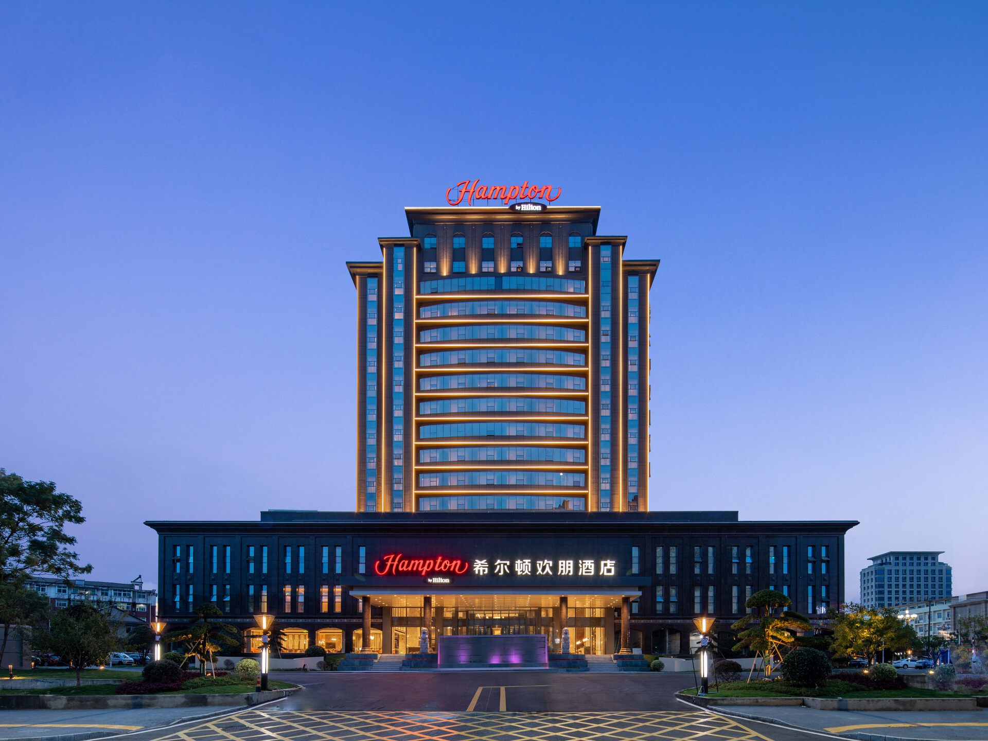 雷火竞技大阪四季酒店今夏揭幕不可错过地不丹菌菇季 ｜ 一周旅行指南(图1)