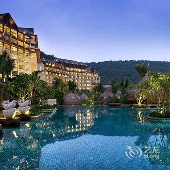 出境游也划算民宿一床难求不赶路不打卡——长假旅游新观察