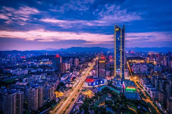 雷火竞技酒店越做越高级那么服务呢？(图2)