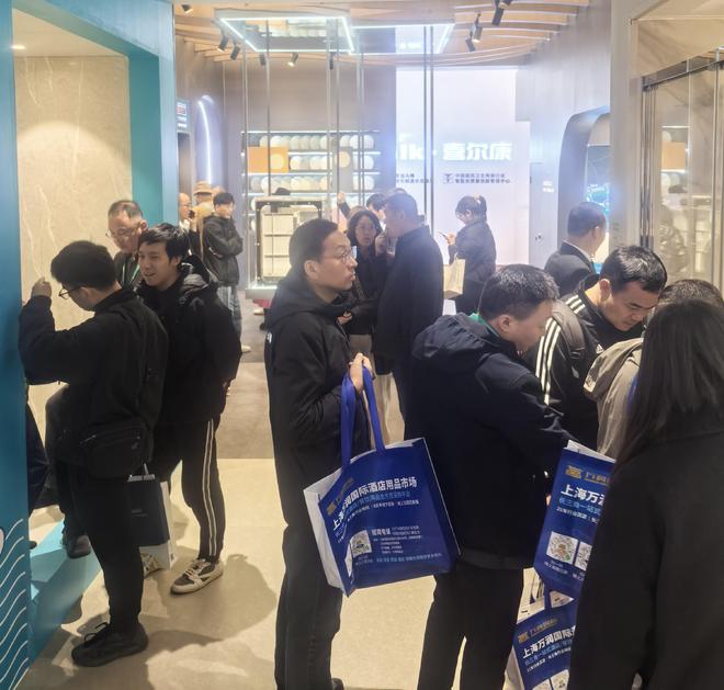 探雷火竞技下载秘2025上海酒店展爆款展商 ｜惠达住工用快速翻新技术重构空间美学(图1)