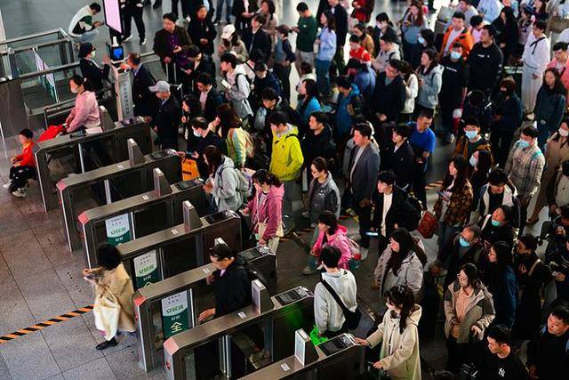 雷火竞技平台“五一”旅行热度或创近3年峰值关于假期你关心的都在这里(图10)