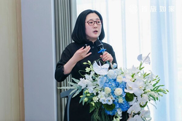 雷火竞技app差旅疲惫一键清零：扉缦如何用 “治愈系” 空间“去班味”？(图2)
